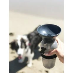 Highwave AutoDogMug Portable Dog Water Bottle & Bowl -Dog Supply Store 132443 PT4. AC SS1800 V1500332916