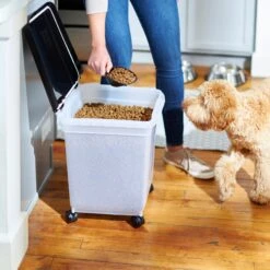 Frisco Airtight Dog & Cat Food Storage Container -Dog Supply Store 245805 PT8. AC SS1800 V1608849464