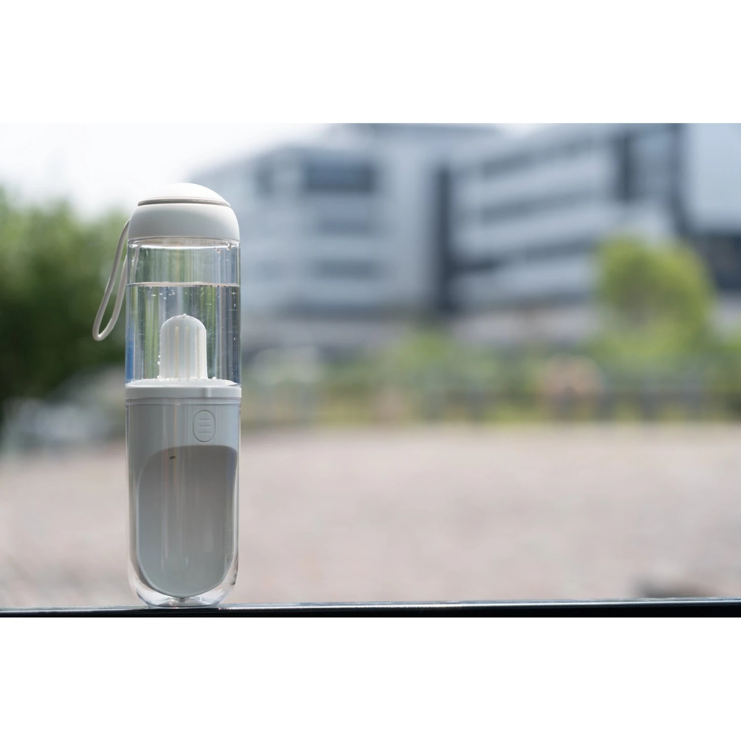 Pet Life PYURE Handheld Travel Filtered Water Dog & Cat Feeder 3 Pet Life PYURE Handheld Travel Filtered Water Dog & Cat Feeder - Image 3