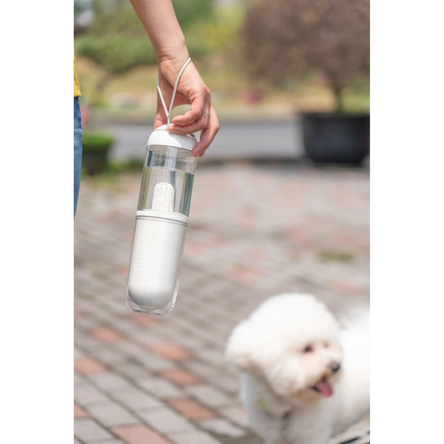 Pet Life PYURE Handheld Travel Filtered Water Dog & Cat Feeder 4 Pet Life PYURE Handheld Travel Filtered Water Dog & Cat Feeder - Image 4