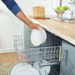 Frisco Elevated Slanted Bamboo Melamine Non-Skid Dog Bowl With Bamboo Stand -Dog Supply Store 363387 PT6. AC SS1800 V1657657267