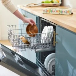 Disney Minnie Mouse Summer Bamboo Melamine Stainless Steel Double Dog & Cat Bowl & Disney Minnie Mouse Peek-A-Boo Melamine Stainless Steel Double Dog & Cat Bowl -Dog Supply Store 623430 PT4. AC SS1800 V1661895962