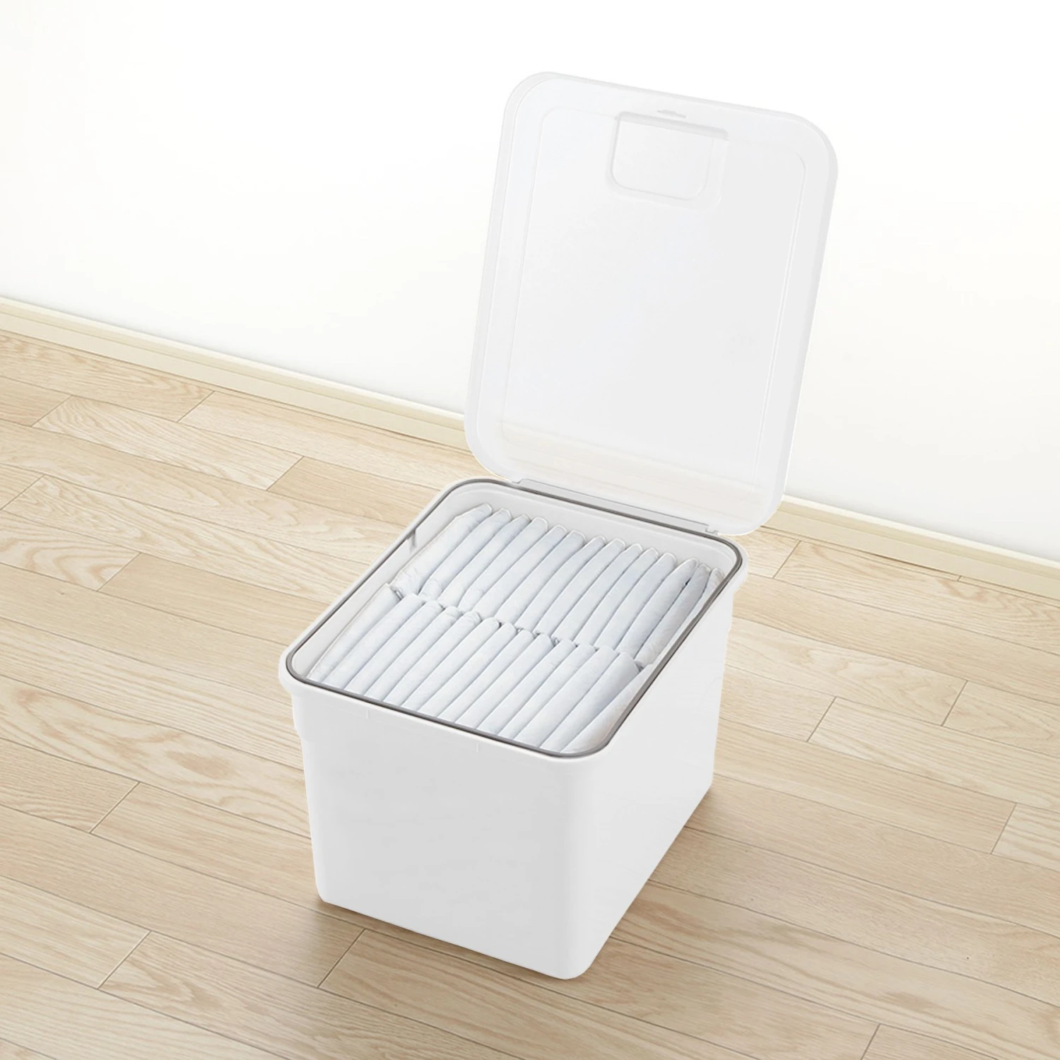 Richell Stuff Dog & Cat Container 2 Richell Stuff Dog & Cat Container - Image 2